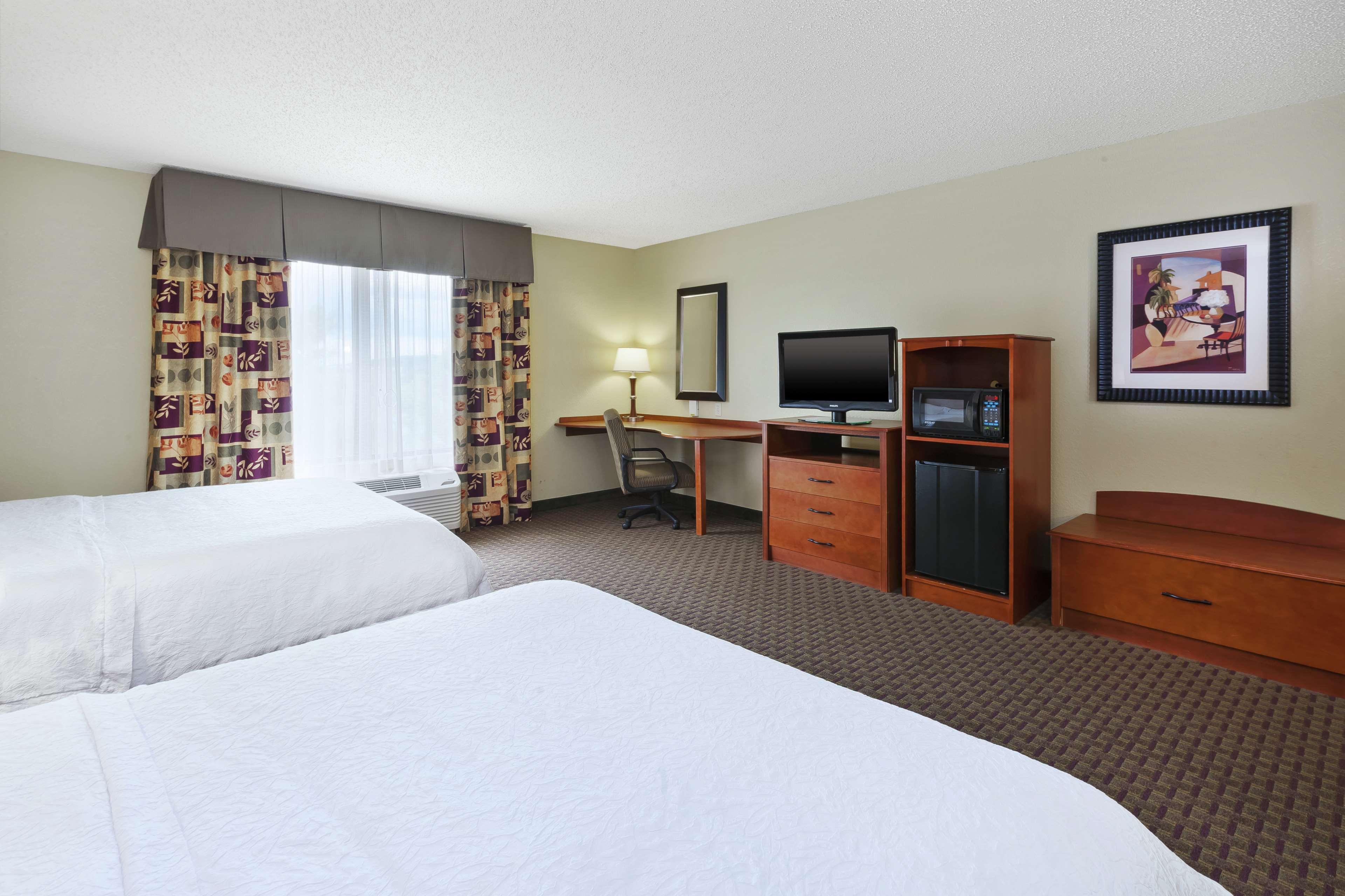 Hampton Inn & Suites Grand Rapids-Airport 28Th St Cascade Bagian luar foto