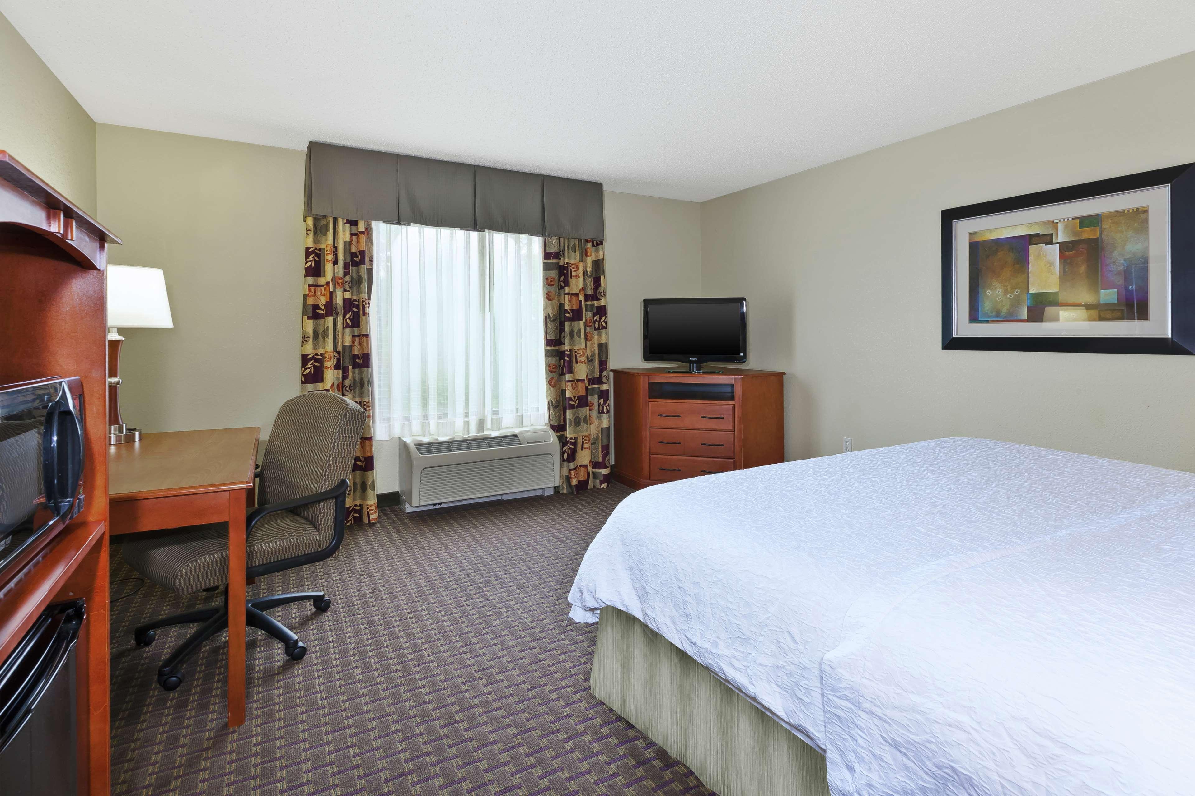 Hampton Inn & Suites Grand Rapids-Airport 28Th St Cascade Bagian luar foto