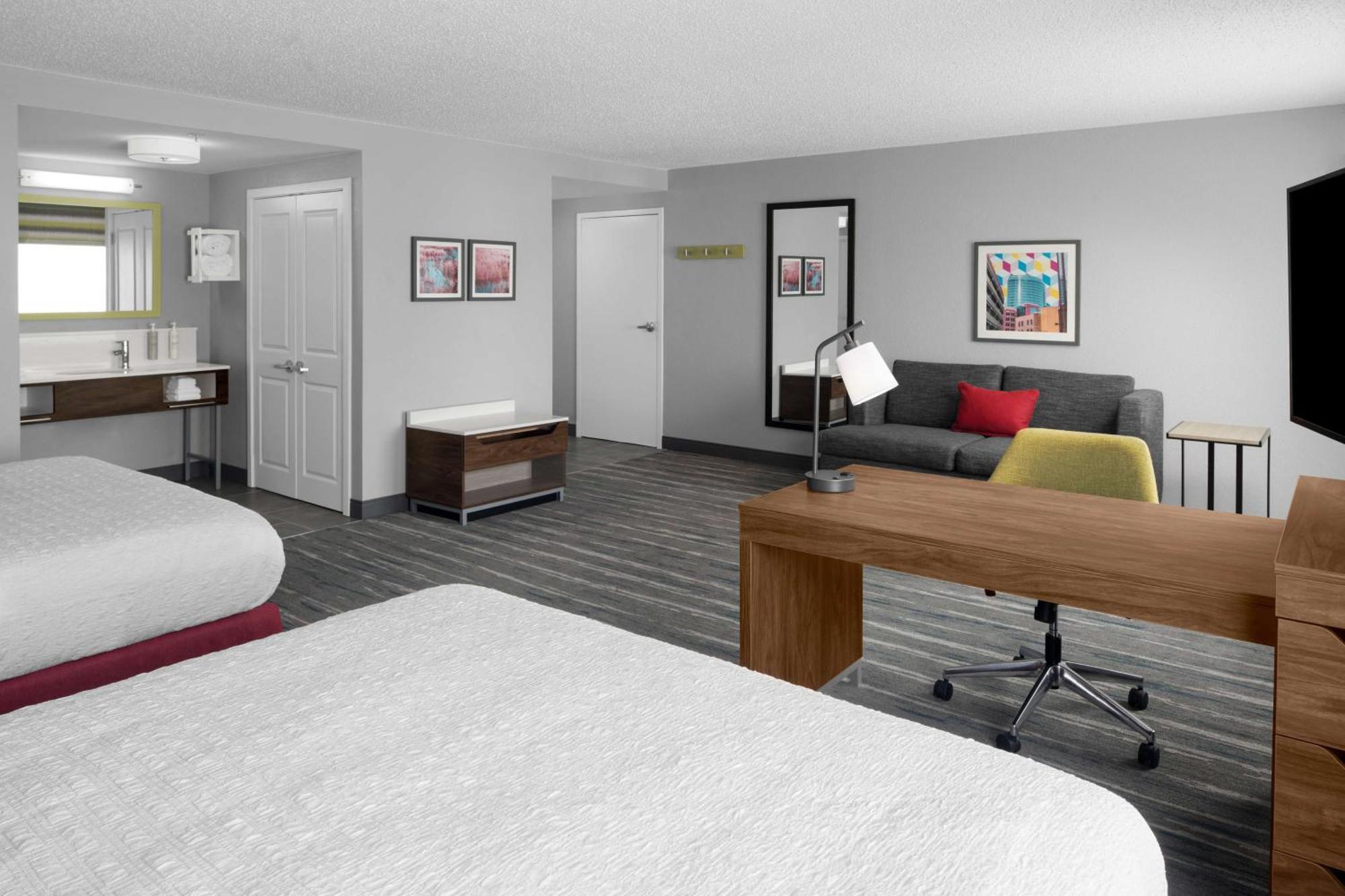 Hampton Inn & Suites Grand Rapids-Airport 28Th St Cascade Bagian luar foto