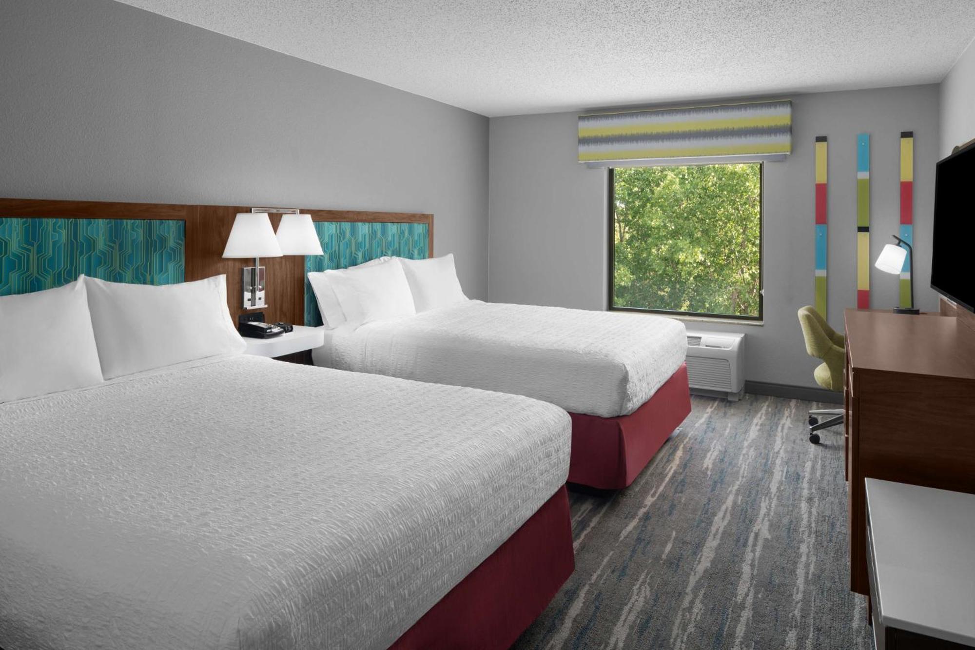 Hampton Inn & Suites Grand Rapids-Airport 28Th St Cascade Bagian luar foto