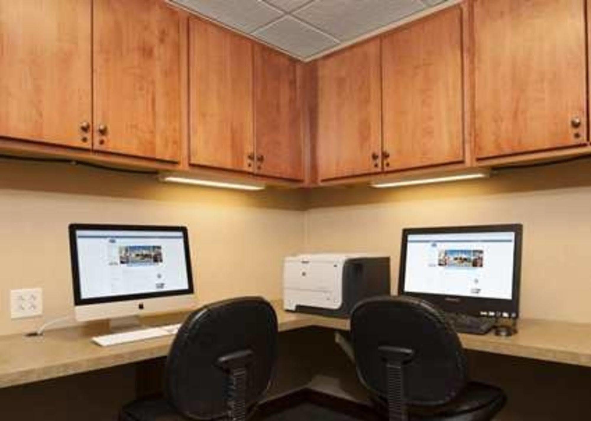 Hampton Inn & Suites Grand Rapids-Airport 28Th St Cascade Bagian luar foto
